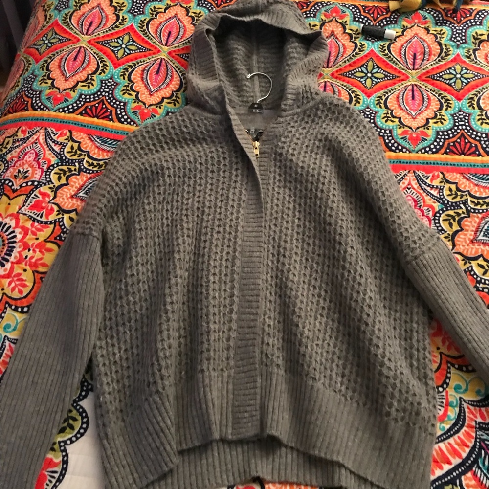 GAP zip up gray sweater